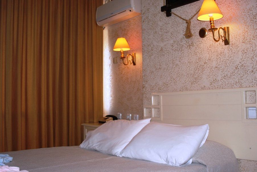 Royal City Hotel Antalya Exterior photo